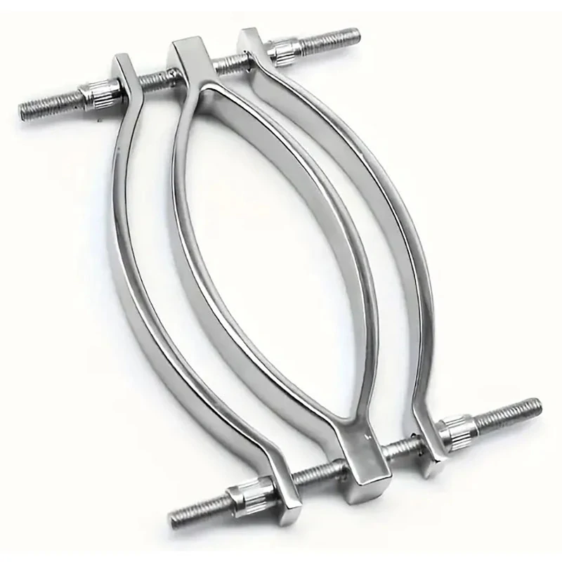 Roztahovač vagíny se svorkami na pysky