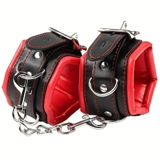Erotická kožená pouta na ruce - černo-červená