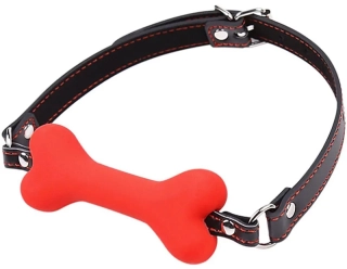 Roubík s červenou kostičkou